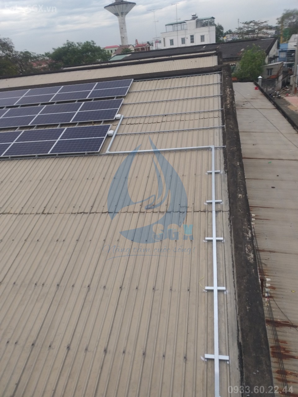 thi công Hệ thống điện năng lượng mặt trời công suất 10kW