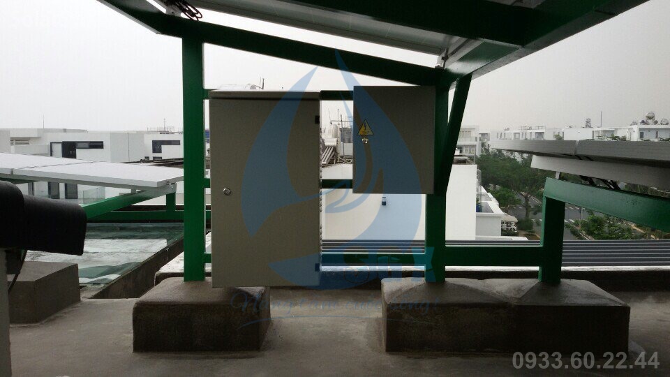 tủ điện mặt trời